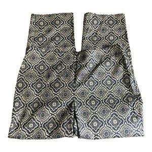 Talbots Navy and White Patterned Capris